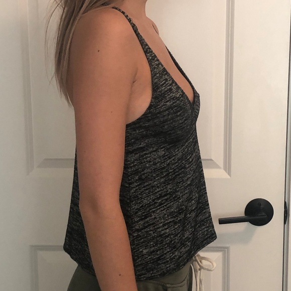 Wilfred Free Women’s Black Tank Top SIZE XXS Gym‎ Yoga Walking Outdoor Summer - Picture 4 of 7